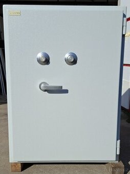 Zánovní trezor Sistec SIP 120/1, IV.bezpečnostní třída