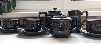 čajová souprava černá keramika