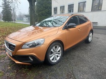 Volvo V40 Cross Country 2,0 D4 Automatická převodovka