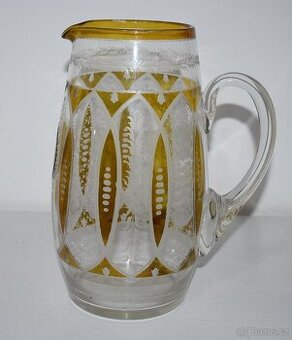 Skleněný džbán Biedermeier