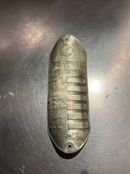 Štítek ČZ 175 předvalka