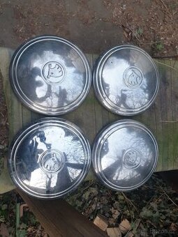 Poklice Škoda 1000, 100