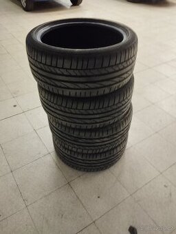 Bridgestone potenza 215/40r 17