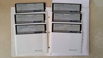 Historický software MS-DOS 4.01 na 5.25" disketách - netest