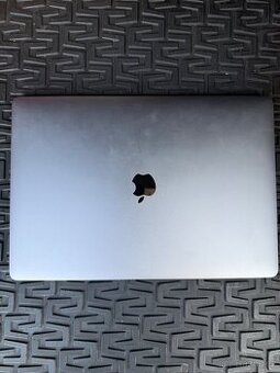 MacBook PRO 2019 15”