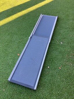 Teleskopická rampa pro psy PetSafe