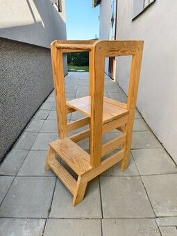 Dětská učící věž