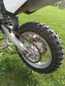 Yz 450f 2012, zadní kolo R17