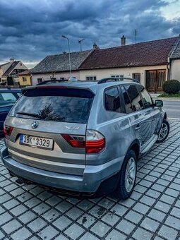 BMW X3 2.0d Xdrive (kuze,panorama)