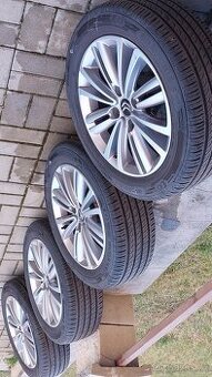 Sada orig. alu kol + letní pneu R16 Barum