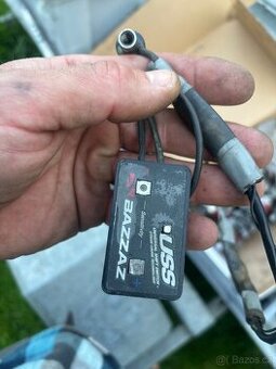 Jednotka a cidlo Quickshifteru Bazzas