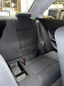 Koupím tyto sedačky E82