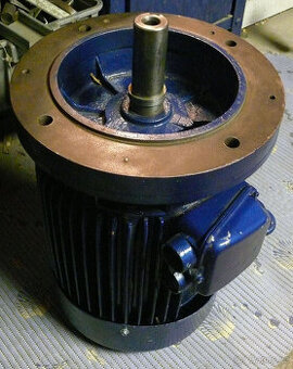 Elektromotor pomalootáčkový 5,5 Kw 710 ot.