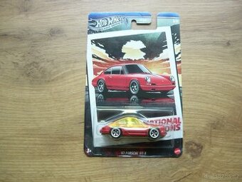 AUTÍČKA HOT WHEELS