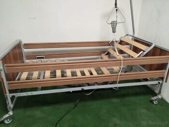 Elektrická polohovací posteI OTTO BOCK v záruce
