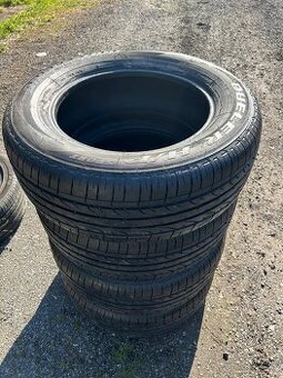 Zánovní pneu 255/60/18 Bridgestone
