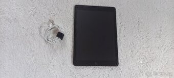 Prodám Apple Ipad 6. generace 32GB na Sim