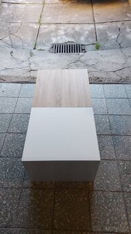 Konferenční stolek