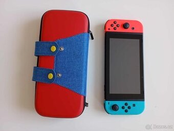🕹️ Nintendo Switch HAC-001(-01) + 15 her + 2 sady Joy-Conů