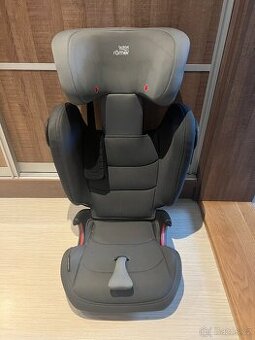 Autosedačka Britax Romer Kidfix III S 15-36 kg