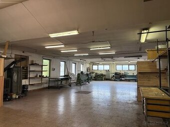 Pronájem dílny 220 m2 v Kopřivnici - 1