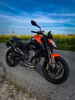 Ktm duke 890