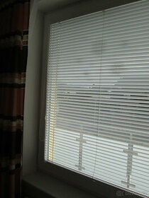 Žaluzie na okno