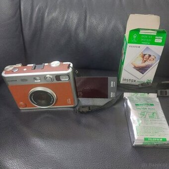 Instantní fotoaparát Fujifilm Instax mini EVO,DOKLAD,ZÁRUKA