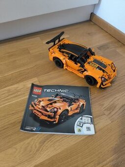 LEGO Technic 42093 – Chevrolet Corvette ZR1