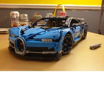 Stavebnice Bugatti Chiron – plně kompatibilní s LEGO 42083