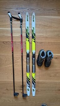 Prodám dětské běžky, hůlky a boty