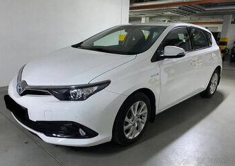 Toyota Auris Hybrid 135 Premium Combi Navi 1Maji