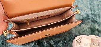 Nová kožená béžová kabelka