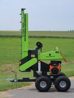 špalíkovač štěpkovač s dopravníkem a spalovacím motem 27HP