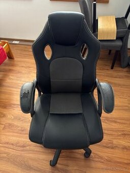 Kancelářská židle