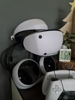 PS VR2 pro PS5 s nabíjecím stojánkem