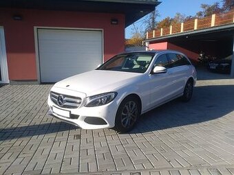 Mercedes-Benz C 220d 4-Matic • Odpočet DPH