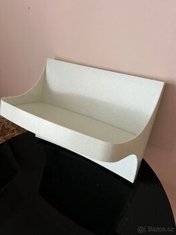 Koupelnová retro polička