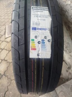 235/65R16C