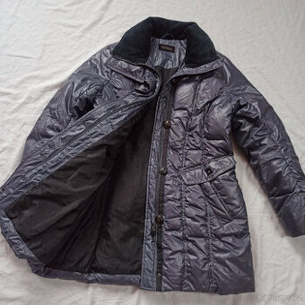 dámská zimní péřová bunda 40 - 42 TOP STAV