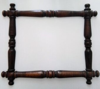 STAROŽITNÝ DŘEVĚNÝ RÁM