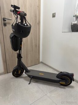 Ninebot Max G30E II – dojezd až 65 km + originální doplňky