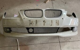 Prodám nárazník BMW E92 LCI