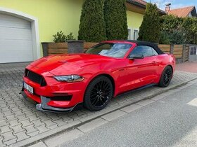 Ford Mustang Cabrio - 1