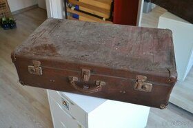 Starý kufr