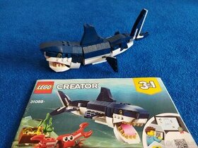 LEGO žralok a krab