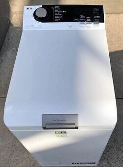 Vrchem plněna pračka AEG TŘIDY A+++ 7 kg prádla 1400