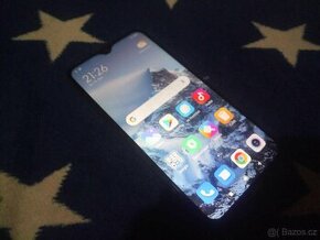 Xiaomi Redmi 8 jako nový - z pozůstalosti