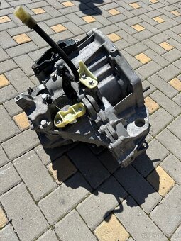 Renault Megane III 1.9 DCI 96 kw převodovka ND4001.