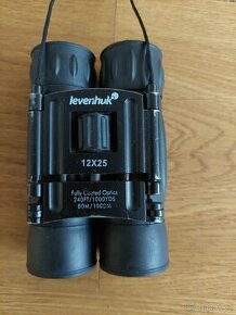 Binokulární dalekohled Levenhuk Atom 12x25